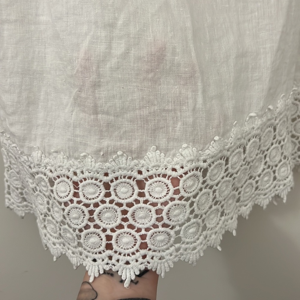 St. Tropez West 100% Linen Tank with lace detail - Picture 3 of 5